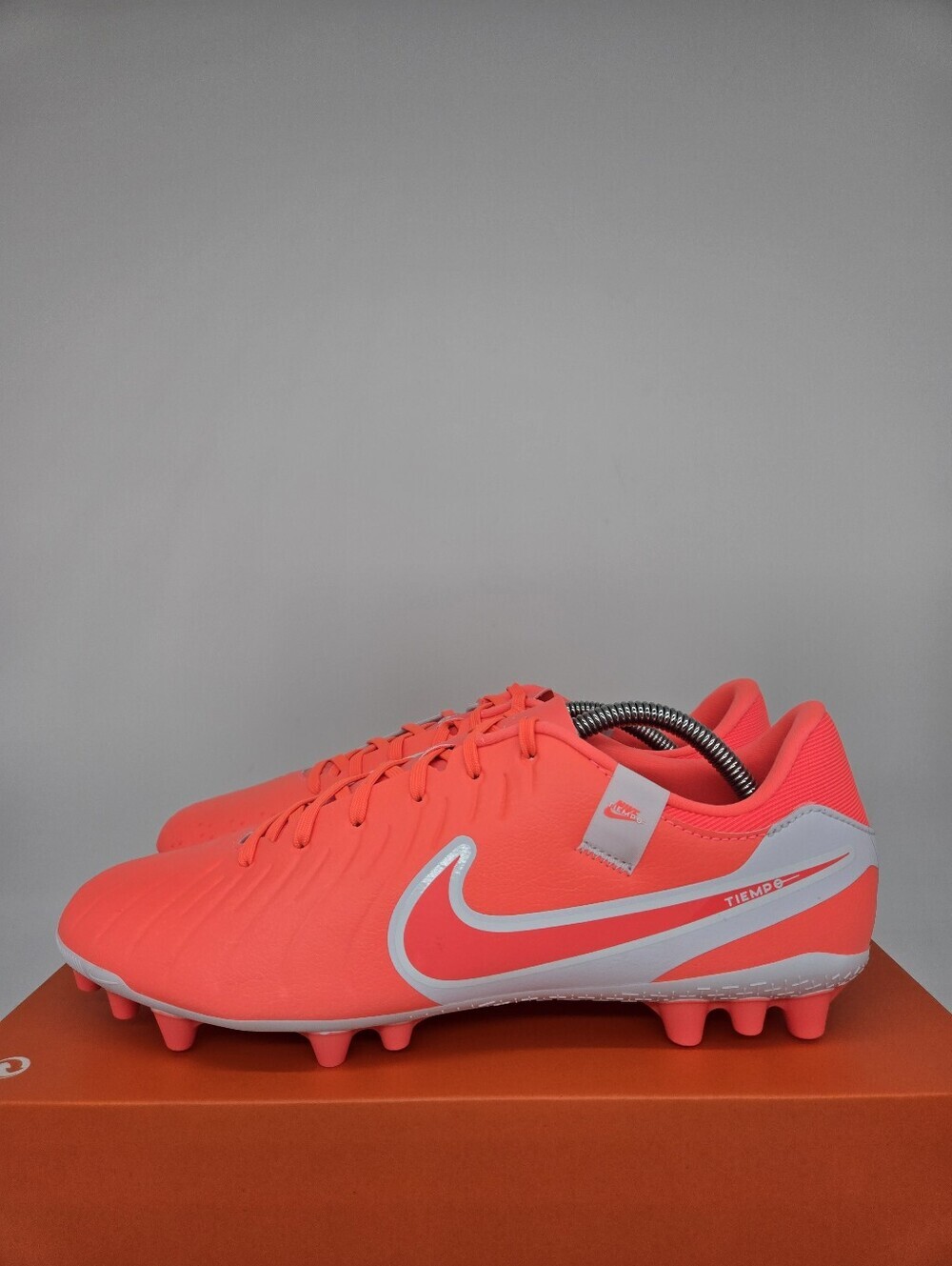 Nike Men's Tiempo Legend 10 Academy AG Mad Energy Pack Soccer Cleats Size 10